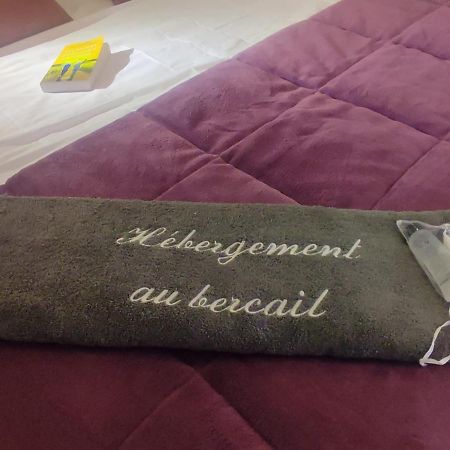 Hebergement Au Bercail Beaumont-sur-Sarthe Luaran gambar